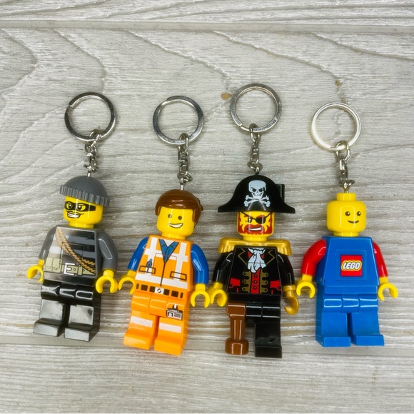4 large Lego mini figure flash lights keychain pirate , burglar , lego movie II - Picture 3 of 12